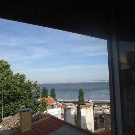 Pensao Sao Joao Da Praca Vandrarhem Lisboa Exteriör bild